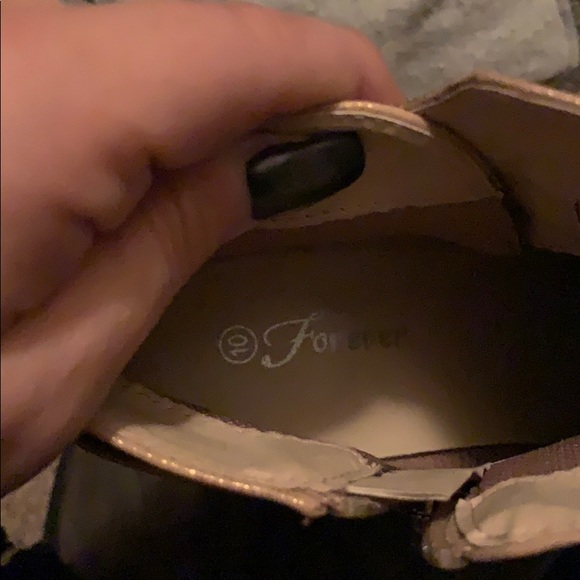 Boots - Picture 3 of 3